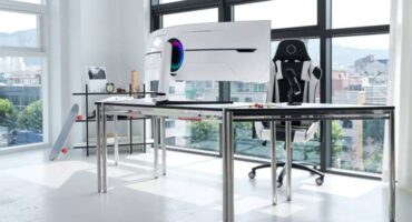 Dual-UHD-Gaming-Monitor_dl3-1-e1712236407934