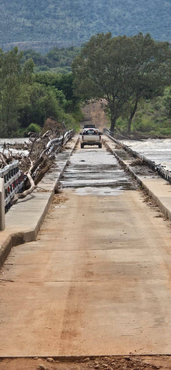Schoemansdrift laagwaterbrug in die Vredefort Koepel