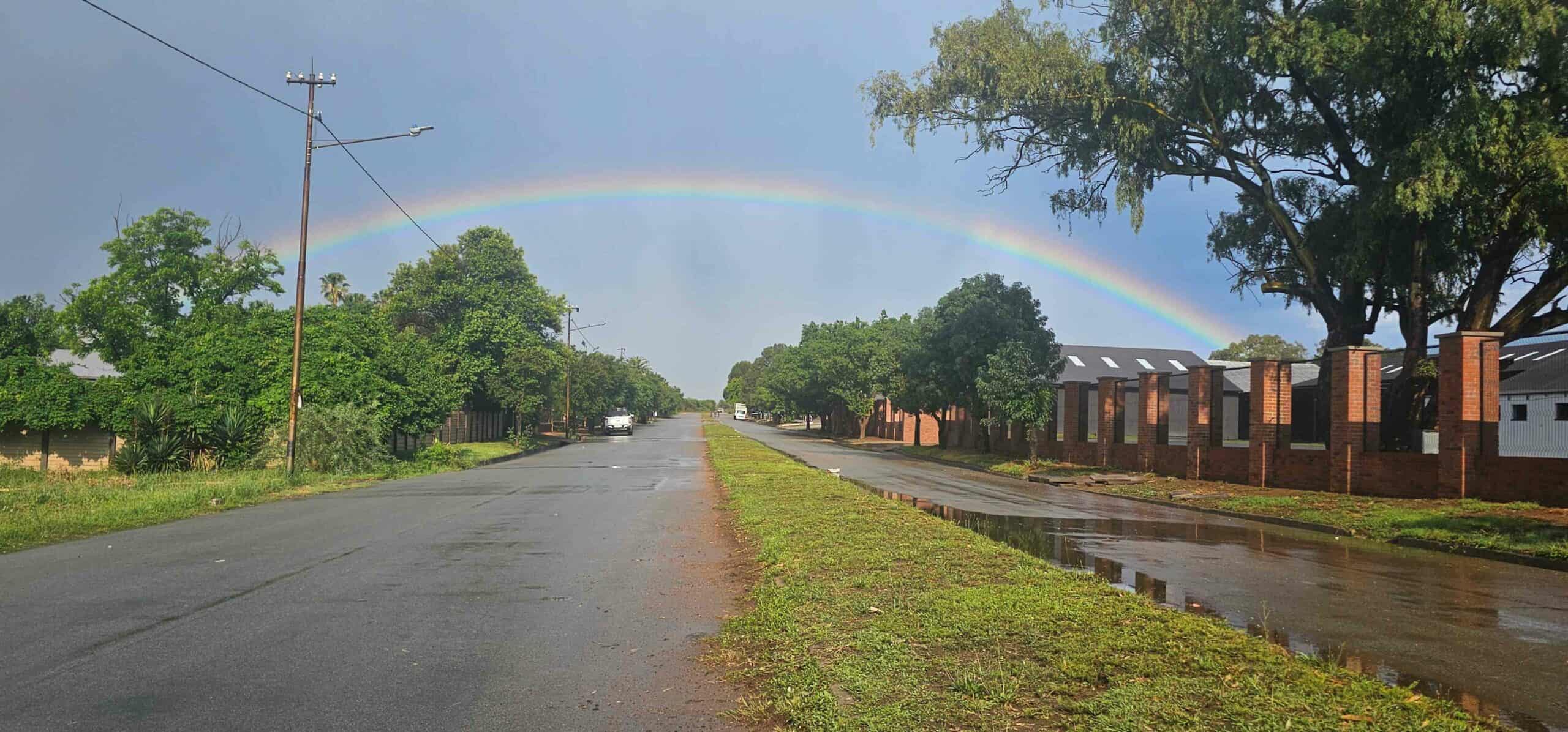 Reenboog oor Parys, Vrystaat