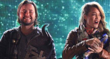 2025 se Skryf’it-wenner was Logan Pietersen en Nádine het as ghoeroe hom gehelp om sy wenlied, “Afrikaans my Taal”, te slyp. (Foto: Iriza Engelbrecht)