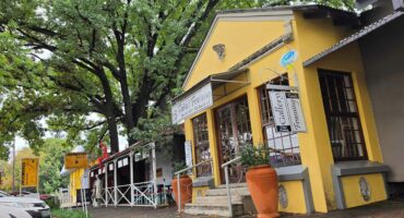 The unique character of the main street of Parys is well-known among tourists. Photo: Liezl Scheepers
