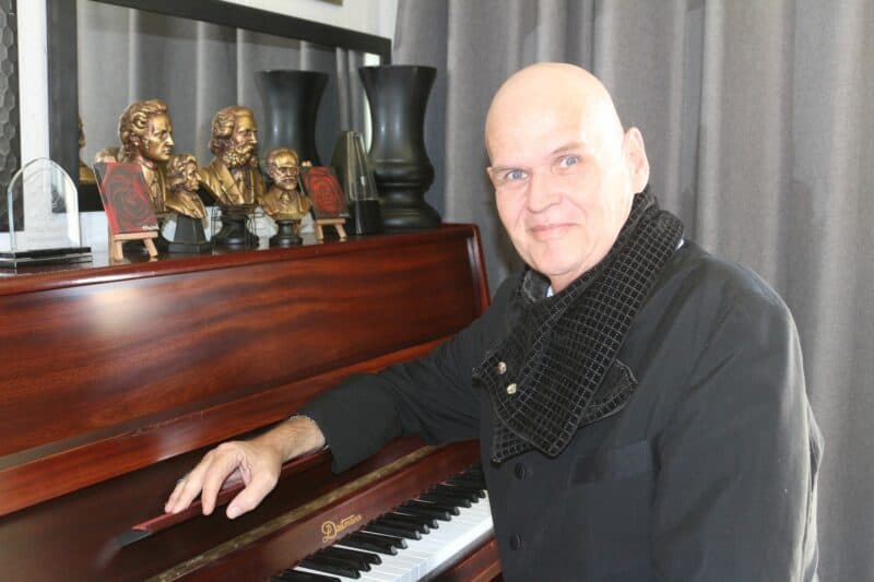 Vir Franz is musiek steeds sy lewensbron. Foto: Gerda Bruinette
