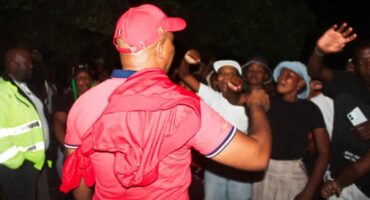 Community members gathered the past week to duscuss the outcome of the bail procedure. Photo: Supplied.