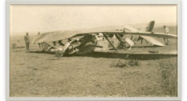 Die eenmotorige D.H.A vliegtuig wat waarskynlik die eerste vliegtuig was wat by Parys geval het. Foto: Verskaf