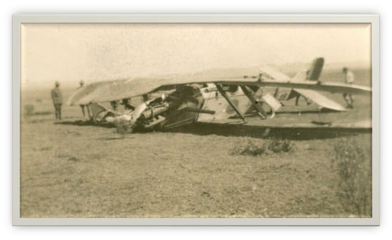 Die eenmotorige D.H.A vliegtuig wat waarskynlik die eerste vliegtuig was wat by Parys geval het. Foto: Verskaf