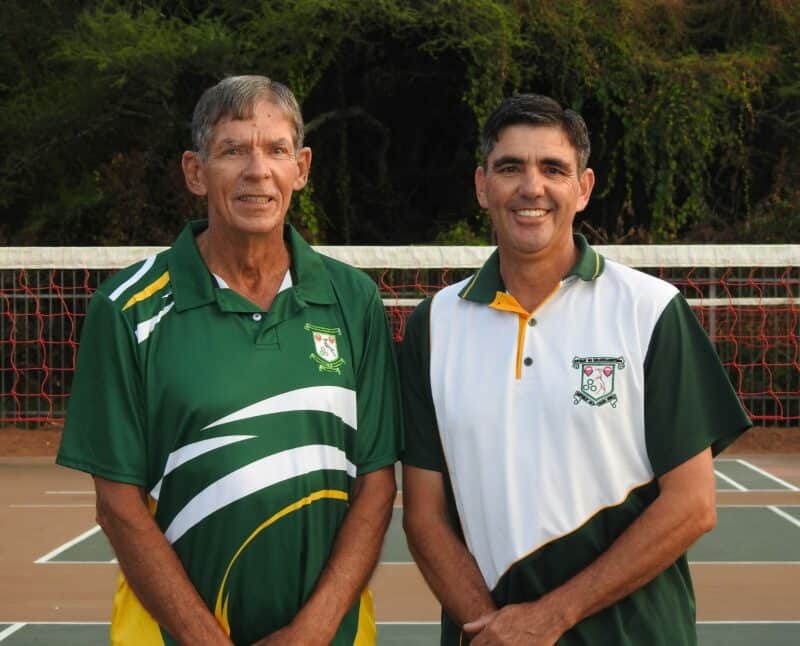 Johan Britz en sy seun Christo wat vanjaar saam aan die SA Ringtenniskampioenskappe deelgeneem het. Foto: Verskaf