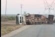 Die botsingstoneel waar 'n vragmotor en minibus-taxi vanoggend op die R500 gebots het. Foto: Verskaf