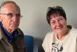 Elize Horton ontvang die boekprys van prof. Marius Nel. Foto: Liezl Scheepers