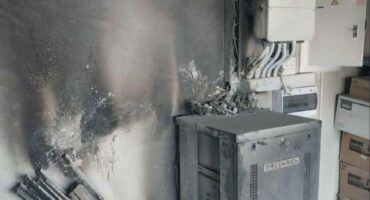 ‘n Brand veroorsaak deur ‘n Litiumbattery. Foto-krediet: Fireblock