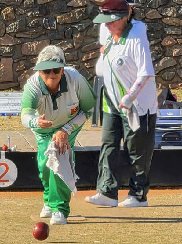Dalene Peens wat silwer in die
Veterane-kompetisie verower
het. Foto: Liezl Scheepers