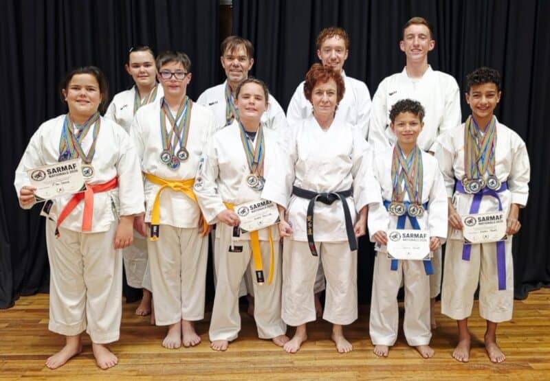Parys Martial Arts studente wat aan die SARMAF-kampioenskap deelgeneem het. Foto: Verskaf