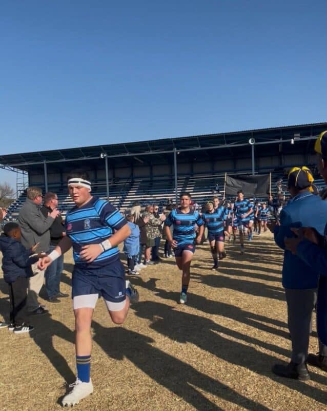Parys se o15's waar hulle vanoggend op die veld gedraf het vir die kwartfinaal. Foto: Verskaf