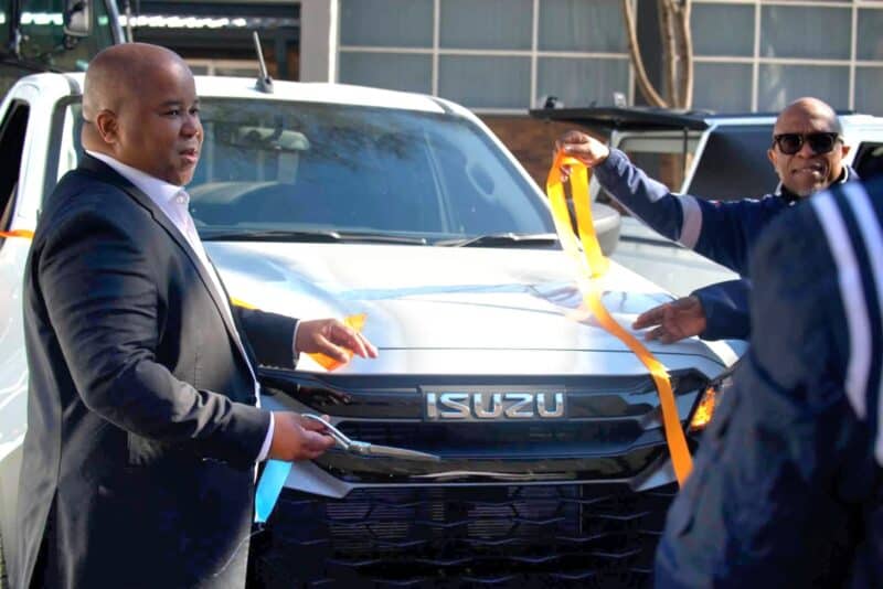 MEC Saki Mokoena during the handover, together with Municipal Manager, Dr F.P Mothamaha. Photo: Ngwathe Communication Services.