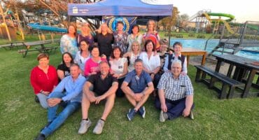 Van die 1986 matrieks van Hoërskool Parys wat ná 40 jaar weer saamgekuier het. Foto: Liezl Scheepers.