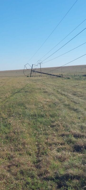 Skade is Maandag aan Eskom se kragnetwerk by Koppies veroorsaak na 'n storm. Foto: Verskaf