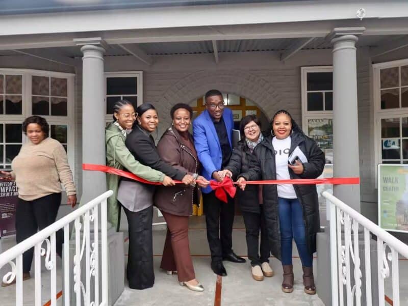 The riboon cutting ceremony for the launch of the Smart VIC at Parys Info & Tourism. From left are Tiisetso Mankayi, Patience Mcambi, Mbali Letebele, Abram Mgcina, Werda Visser, and Palesa Mokoena. Photo: Supplied