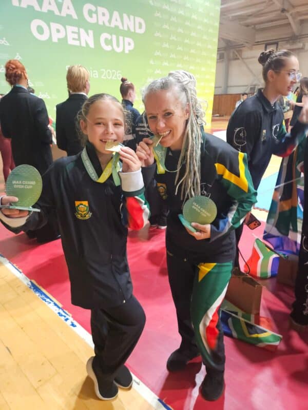 Kaylin Pretorius and Linda Pieterse with the medals they won. Photo: Supplied