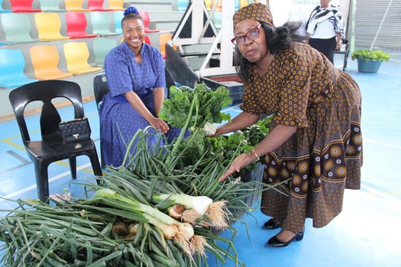 Female farmers proudly showcased their produce. Photo: Liezl Scheepers
