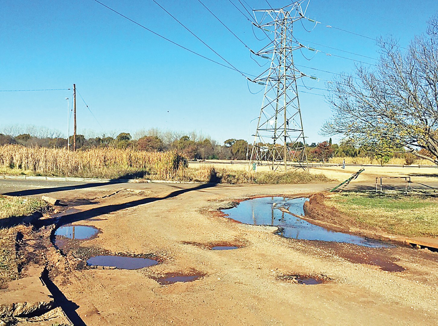 Spruitstraat waar die waterlek ontstaan het.
