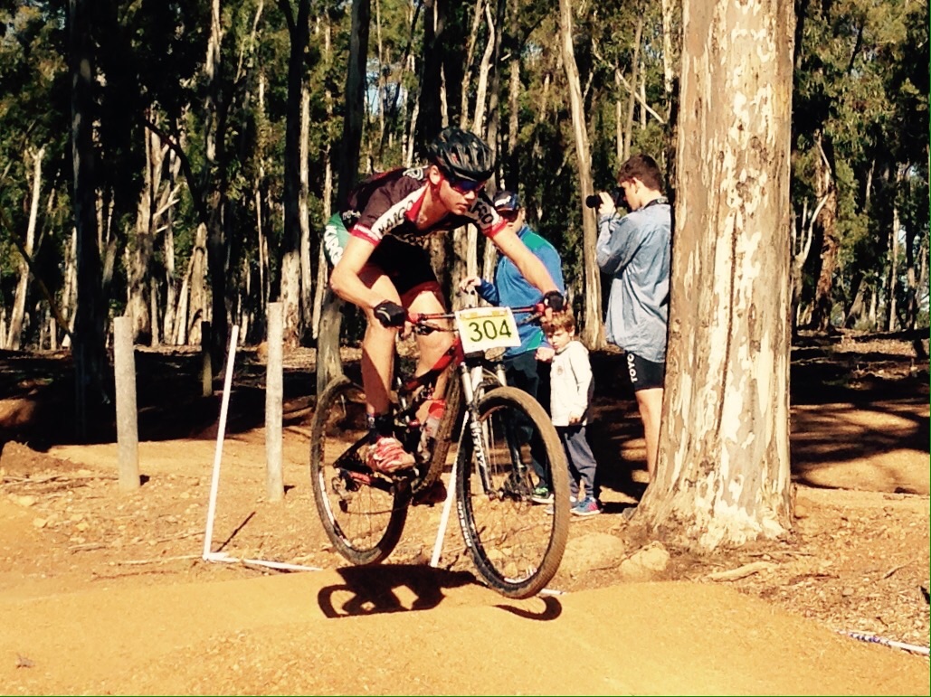 Pieter du Toit bergfietsry