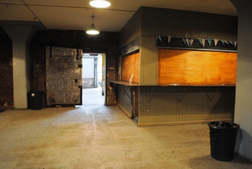 The area with the cash bar where drinks are sold during functions.