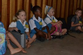 Shizé Fleming, Meme Mogatoe, Rusandi van den Berg