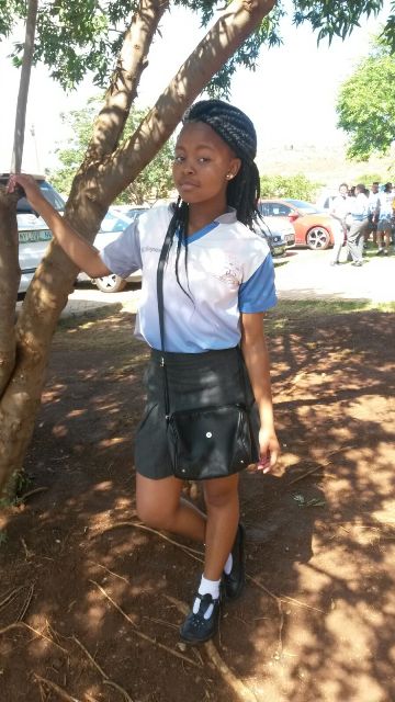 Maletsatsi Misapitso obtained 5 distictions in Business Studies, Economics, English, Tourism, and Life Orientation.