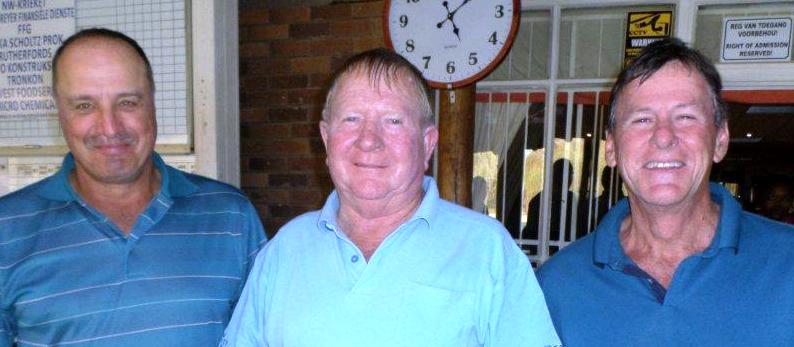 . Die afdelingwenners van die maandelikse houespel is Andre Colagelo, Wiesche Fourie en Chris Cronje