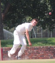 JP le Roux sending down another delivery for Puk 1