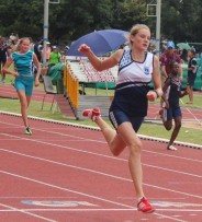Karmen Fouche in aksie