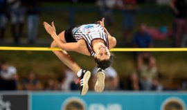 Julia du Plessis of Pukke reached a height of 1.80 metres in the women's high jump to take first place.