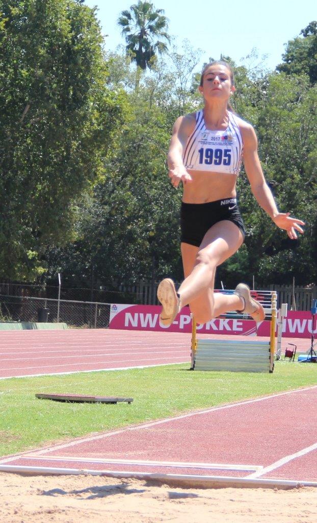 Joné Kruger in aksie vir Pukke.