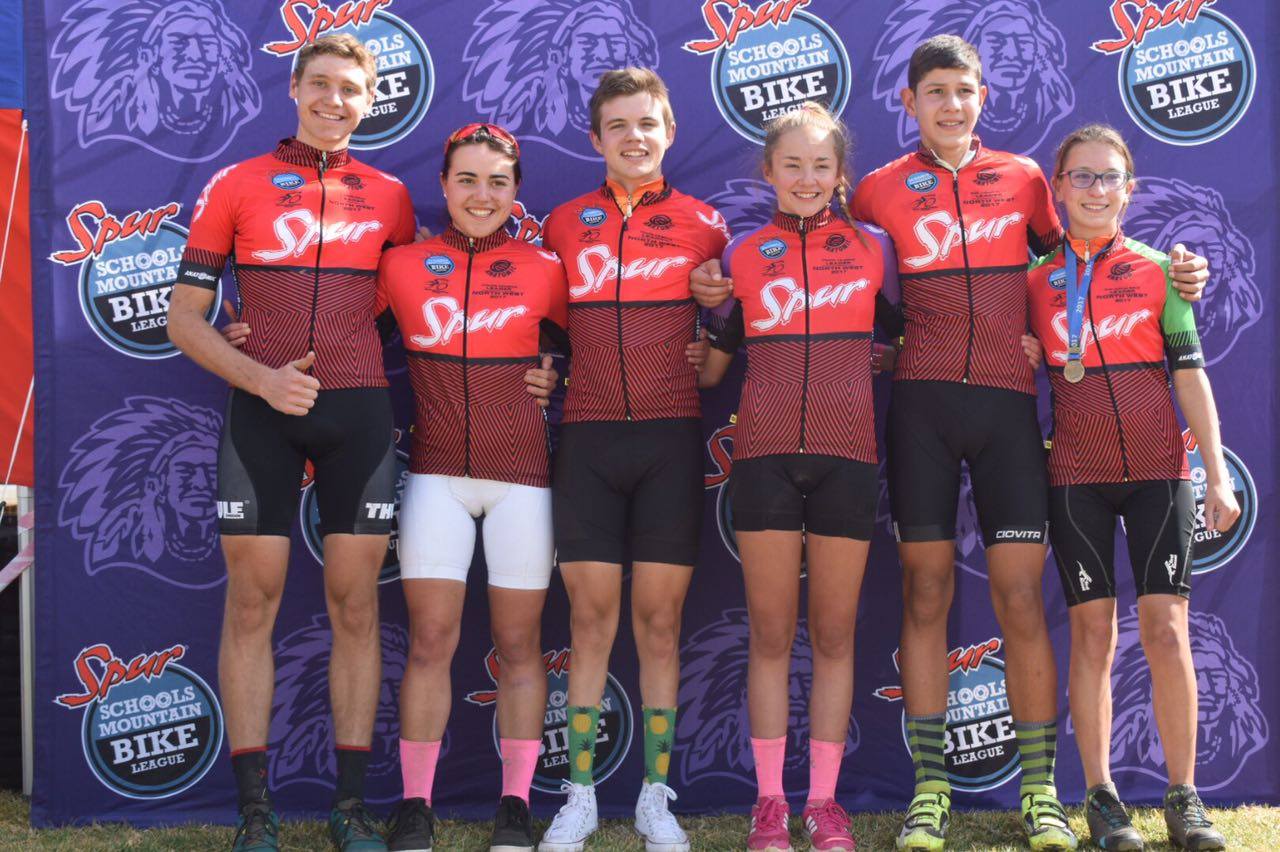 From left to right: Junior Men Z Pieter du Toit (Hoër Volkskool Potchefstroom); Junior Women Z Danielle Strydom (Potchefstroom Gimnasium); Youth Boys Z Alexander Conradie (Rustenburg Hoërskool); Youth Girls Z Joné van Eeden (Potchefstroom Gimnasium); Sub-junior Boys Z Lenré Coetzee (Wesvalia Hoërskool) and Sub-junior Girls Z Karla Venter (Rustenburg Hoërskool) Photo: Sinead Wannenburg