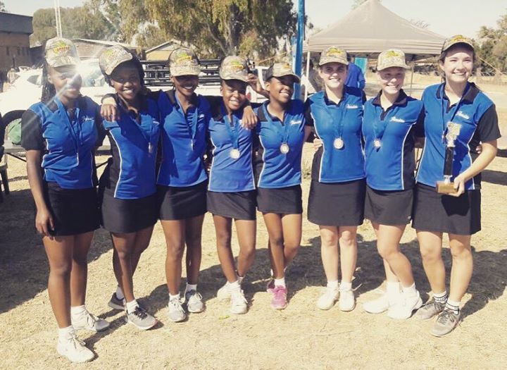 Links: Boitumelo Selebogo, Sibusiso Chauke, Tlotuso Lebitsa, Nambulelo Macozana, Palesa tembe, Karin Kooij, Jané Hendriks, Danéll Malan