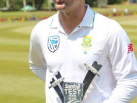 Man of the match Dean Elgar after receiving his award. for his 199 in the first innings. Photo: Wouter Pienaar