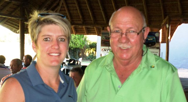 Martinique Sparks saam met voorsitter Kaizer Cornelius