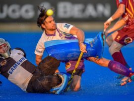 Maties' Rob McKinley and NWU's Killian Ludick collide as they tussle for possession in the Varsity Hockey semi-final at Tuks Stadium on Monday, 14 May. Maties won this match 2–0 on penalties to send NWU out of the tournament. Photo: Christiaan Kotze.SASPA