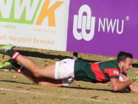 Evardi Boshoff duik oor vir die Luiperds teen Griekwas verlede Vrydag, 25 Mei. Die Luiperds het die Supersport Uitdaagtoernooi-stryd met 46-31 verloor. Foto: Wouter Pienaar