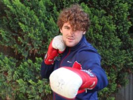 Wilhelm Nebe is die nuwe SA Superswaargewig bokskampioen en hierdie NWU-student staan vir absoluut niks terug nie. Nebe het tot dusver al sy amateur gevegte met uitklophoue gewen en mik nou om professioneel te boks. Foto’s: Wouter Pienaar