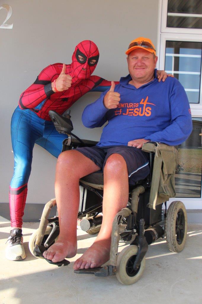 Eric "Spinnekop" Nefdt (Heart Kids SA) en Normie Eckard (Ventures4Jesus) span saam om 'n verskil te maak en bewusmaking rondom orgaanskenking te vergroot. Foto: Wouter Pienaar
