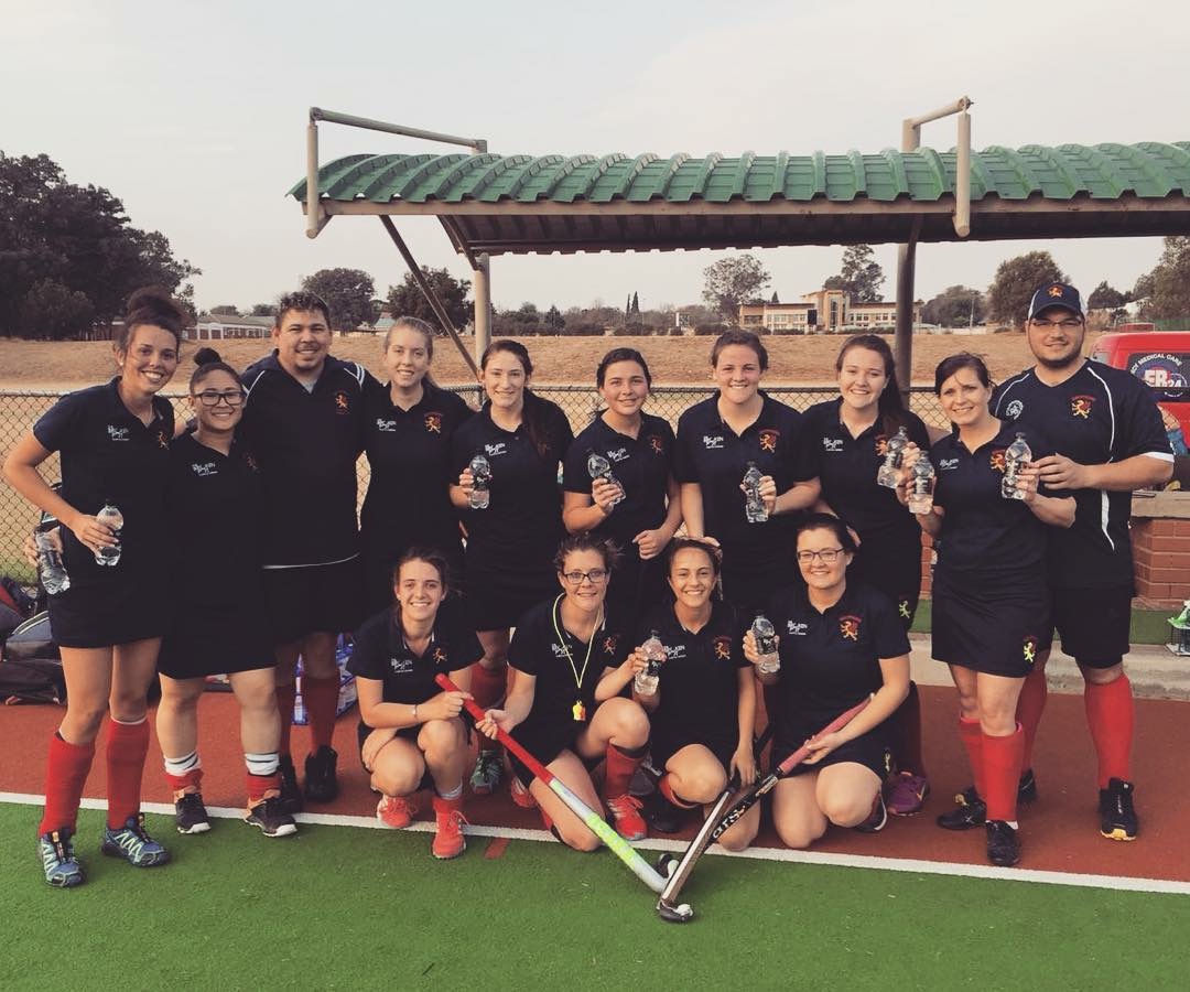Die damespan van die Gryphons hokkieklub.