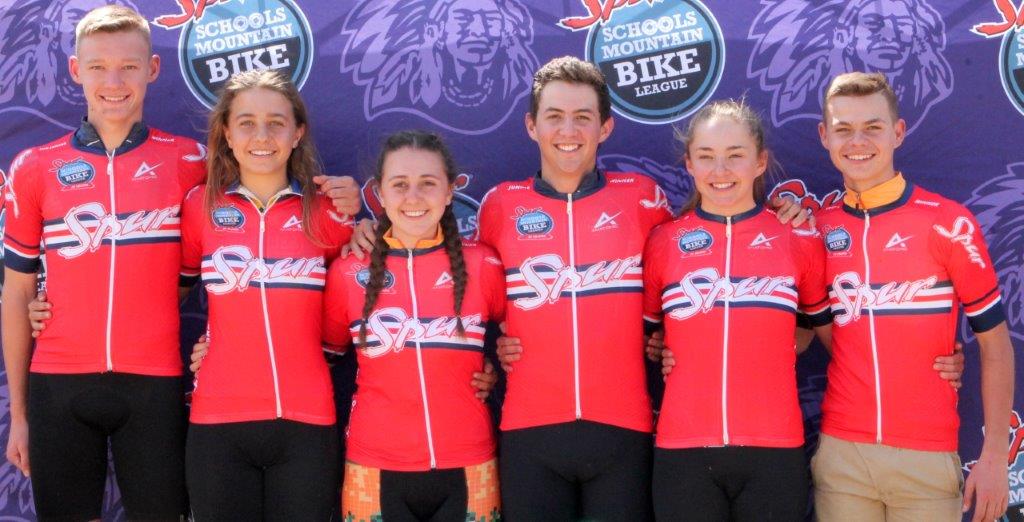 Die NW-wenners: Christiaan Smit, Talia van Sittert (Hartbeespoort), Chanté Payne (Rustenburg), Brendan van Eeden, Joné van Eeden en John-William Lang (Rustenburg).