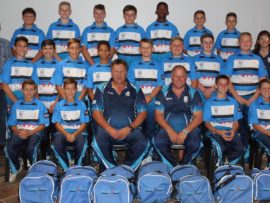 ML Fick se eerste rugbyspan het ‘n puik seisoen beleef. Agter links na regs is: Junior Kuhn, Christo Erasmus, André Janse van Rensburg, Diaan van der Merwe, Mphometsi Nhlapo, Jonathan Eybers, WC Swart. Middel: mnr. Tinus Mienie, Marko Ferreira, Konrad Pretorius, Hanré Delport, Keanu Erens, Schalk van Heerden, S-tian Pretorius, Herman Botes, Johann van Tonder, Huldie Swart. Voor: Wikus van Aswegen, Dian Smith, Pottie Potgieter, Chris Swart (hoofafrigter), Juavan Prinsloo, Nico Steyn. Afwesig: Dian Vosloo. Foto: Wouter Pienaar