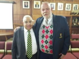 SARU president, Mark Alexander en Luiperds president, Mervyn Taylor.