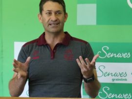 North West Dragons women's coach, Francois van der Merwe.