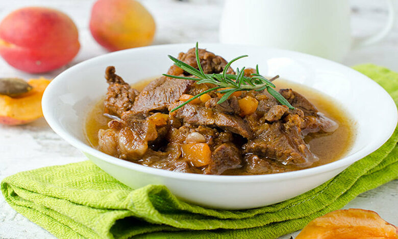 3 MARCH - WFD - Beef and apricot casserole