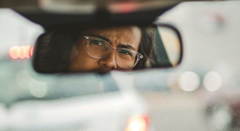 joshua-wordel-nOlAAi1D95g-unsplash angry aggressive road rage