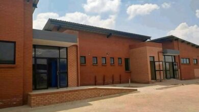 The DA Constituency Head in Emfuleni Central Dady Mollo says that service delivery has been halted by the delay in opening the Zone 17 clinic.