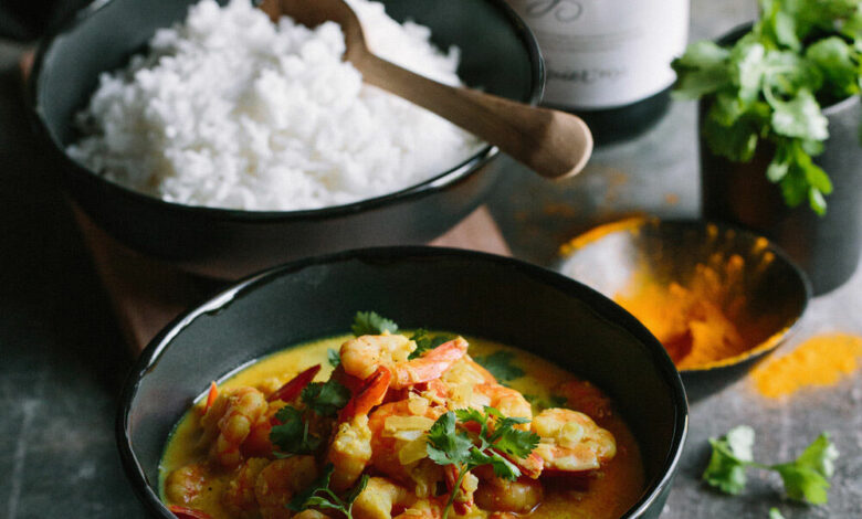 9 APRIL - SATURDAY ENTERTAIN - Cape Malay-style prawn curry