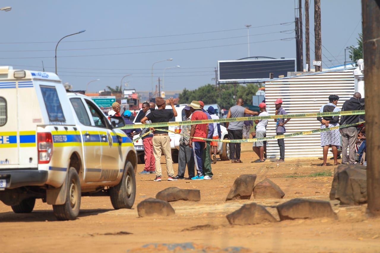 Resident shot during service delivery protest in Evaton | Sedibeng Ster